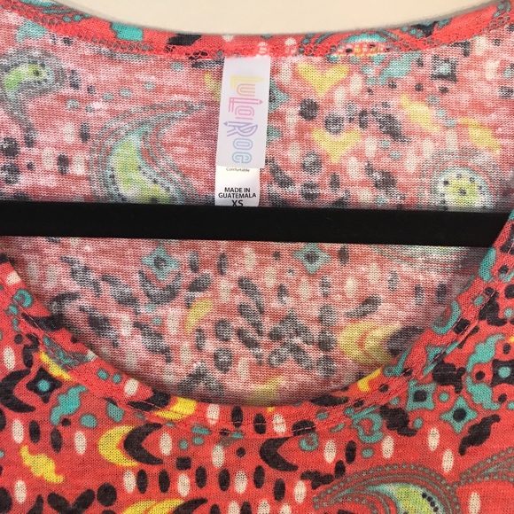 NWT LuLaRoe Paisley Print Classic T (XS) - Picture 4 of 5
